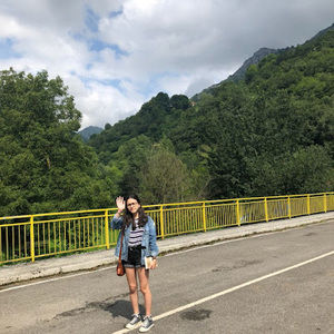 Meet your Posher, Isabel